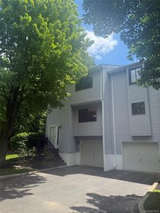 12 Evan Court