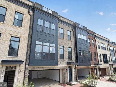 1135 Polaris Rd #101