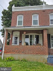 56 Jefferson Ave W