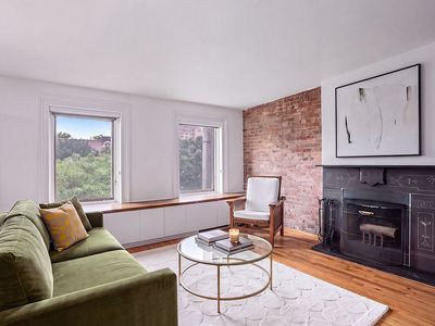 72 Perry St #4B