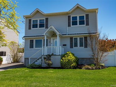 43 Spruce Place