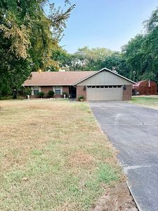 7130 Live Oak Dr