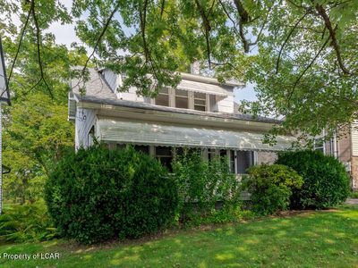 247 S Main St