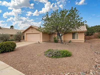 1679 W Camino Acierto