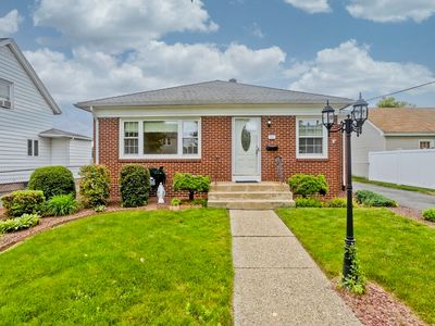 115 Bonneville Ave