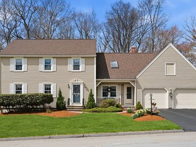 32 Dolly Dr