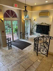 747 Michigan Ave APT 106