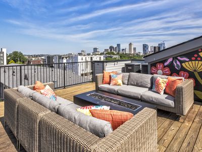 1035-1035B Scovel St