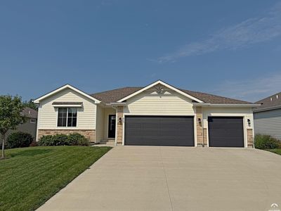 317 N White Dr