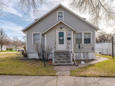 Property at 725 N 18th St, Bismarck, ND