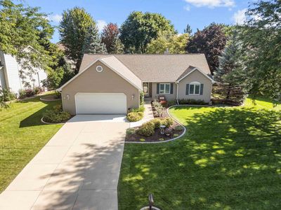 1028 S Prairie Creek Dr