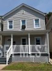 27 Alexander St