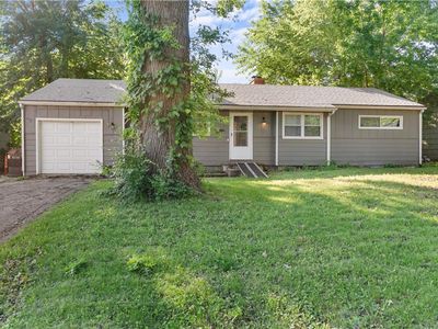 2625 S Arlington Ave