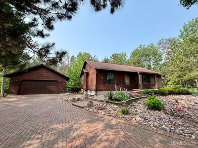 276 Lakewood Ln