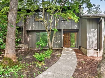Property at 20 Brae Burn Dr, Eugene, OR