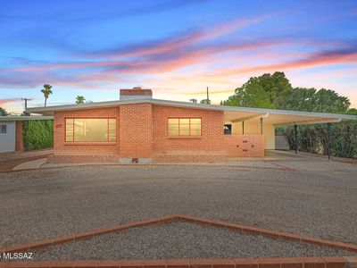 4402 E Blacklidge Dr