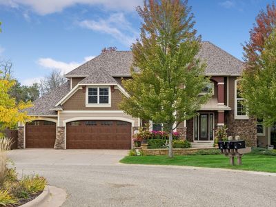 17 Monarch Ln
