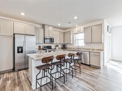 6432 Genevieve Trl S