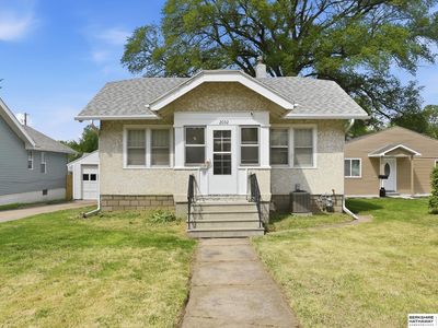 2032 N 65th Ave