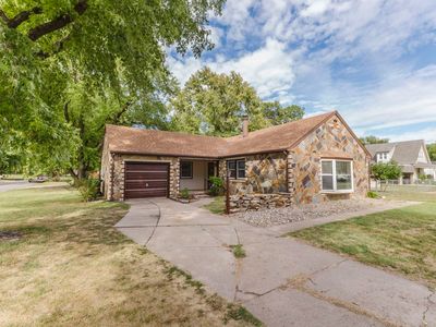 Property at 430 W 9th St, Newton, KS