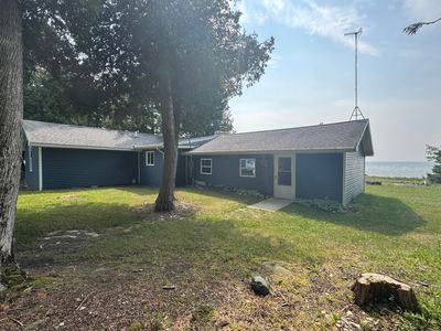 3798 N Saint Martins Point