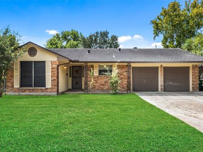 6003 Heatherbrook Dr