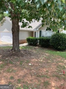 1790 Neighborhood Walk