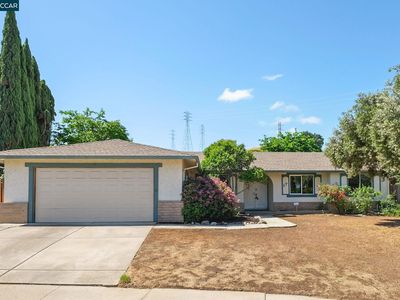 17 Kingswood Dr