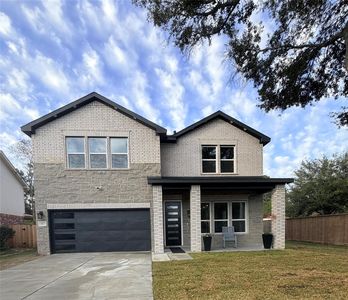 2823 Woodcreek Meadows Ln