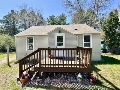 609 Norway Lake Rd