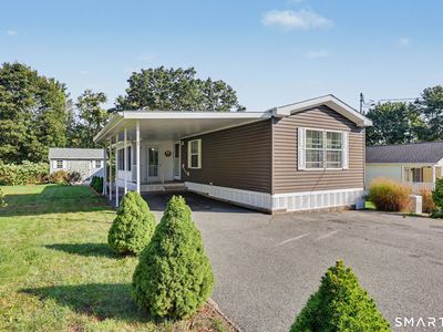 11 Bridlepath Trail