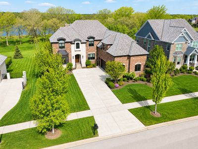 1744 Lake Charles Dr