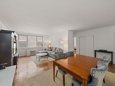 139 E 33rd St APT 11L