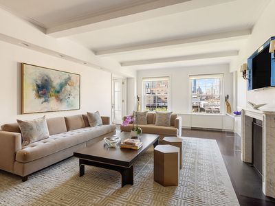 333 E 68th St APT 8A