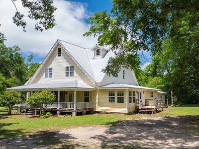 Property at 2013 Long St, Ochlocknee, GA