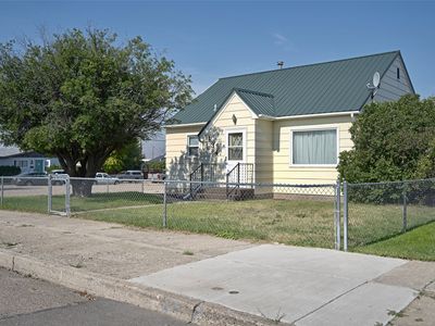 134 2nd Ave SW