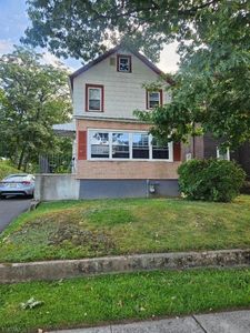 Property at 215 W 3Rd Ave, Roselle, NJ
