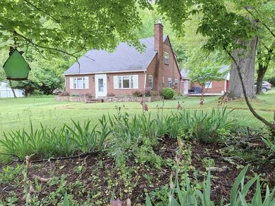 2006 Old Miller Rd