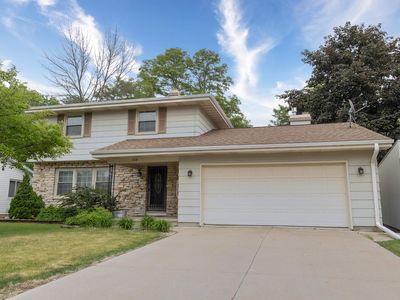 809 Melissa St