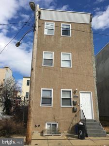 1709 Page St
