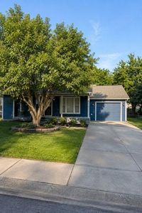 Property at 7604 Juniper St, Prairie Village, KS