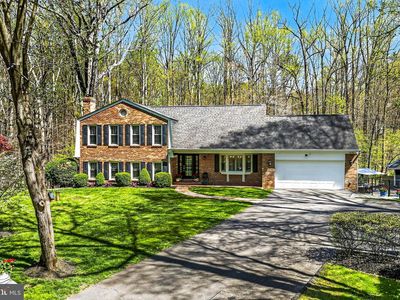 6221 Ballsford Dr