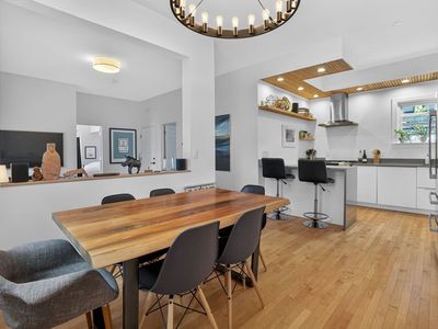 26 Newbury St #2