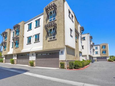 8850 Olive Ln #7