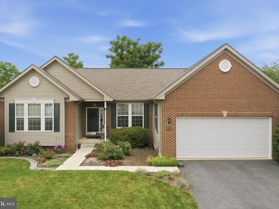 1071 Crestwood Dr