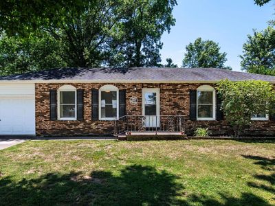 2215 Michelle Dr