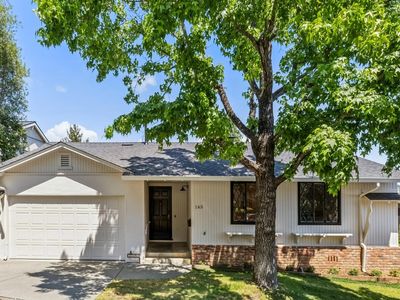 165 Lakeside Drive