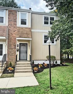 Property at 6431 Entwood Ct, Fort Washington, MD