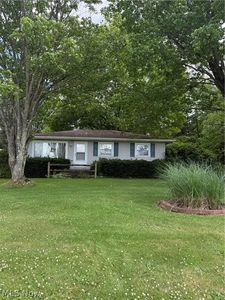 Property at 10993 Claridon Troy Rd, Chardon, OH
