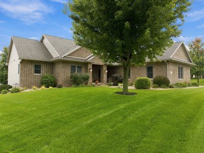 4558 William Dr